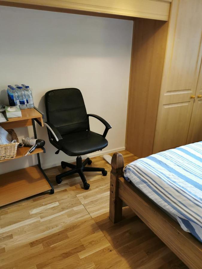 Simply Guesthouse Лондон Екстер'єр фото