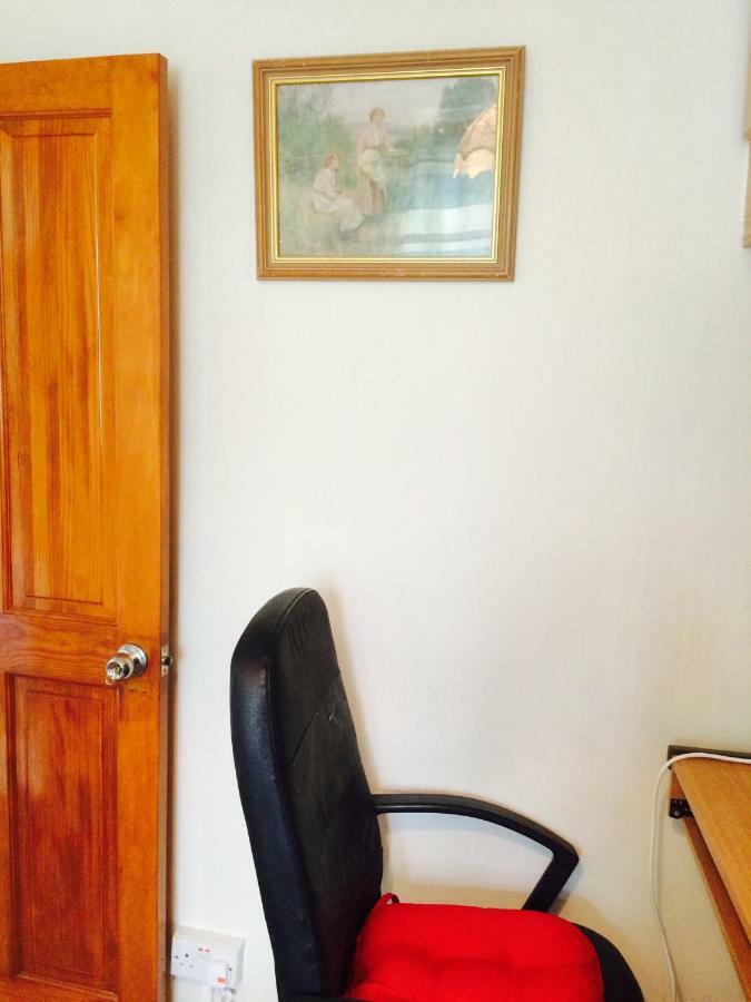 Simply Guesthouse Лондон Екстер'єр фото