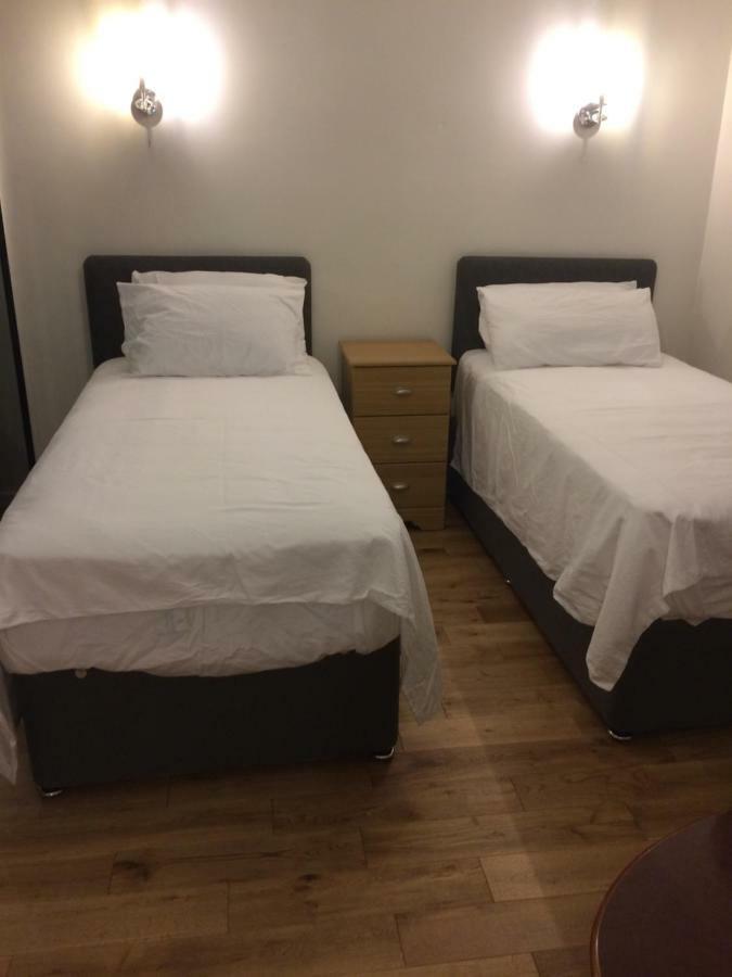 Simply Guesthouse Лондон Екстер'єр фото